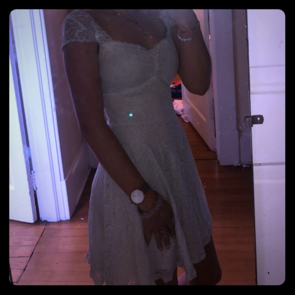 Abercrombie and Fitch White Lace dress